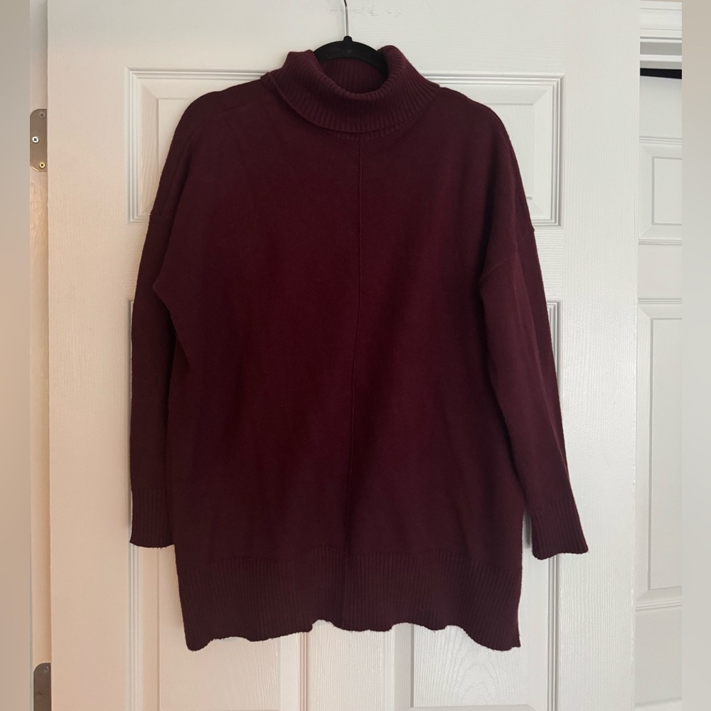 Ann Taylor Bold Bordeaux red Turtleneck Tunic Sweater -L
